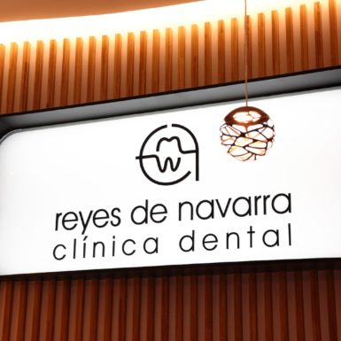 RF Arquitectura - Reforma para Clínica dental Reyes de Navarra en Vitoria-Gasteiz